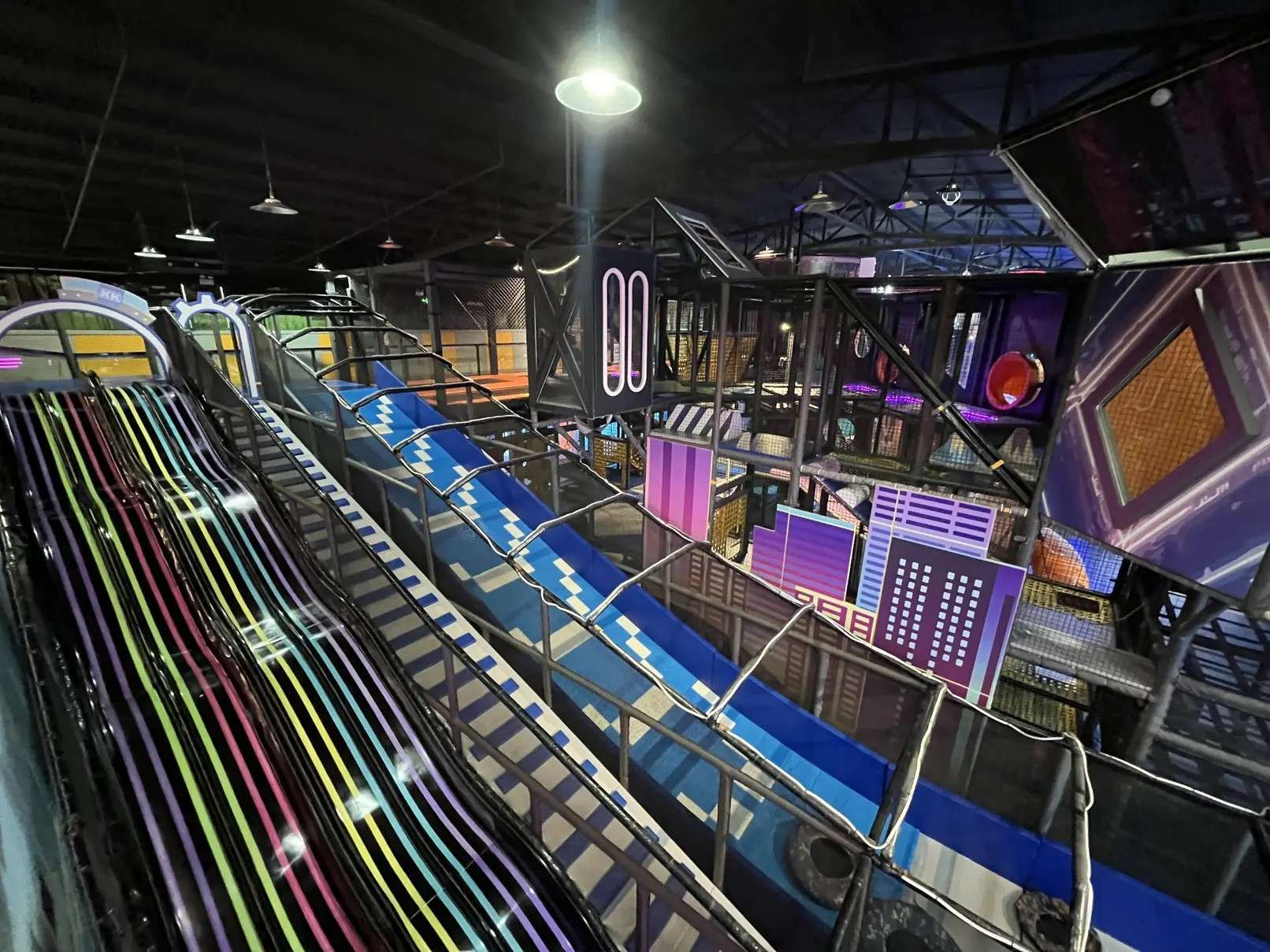 嘉興開室內(nèi)游樂場？找對源頭廠家，這3點讓你少走3年彎路！