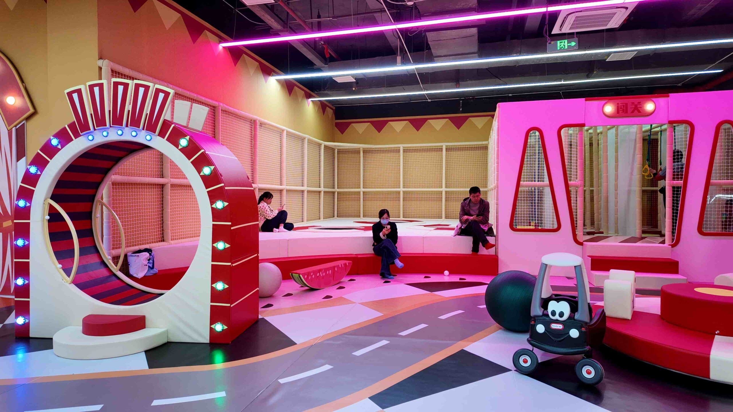 紹興開室內(nèi)游樂場(chǎng)找哪家？設(shè)計(jì)+設(shè)備源頭廠家推薦