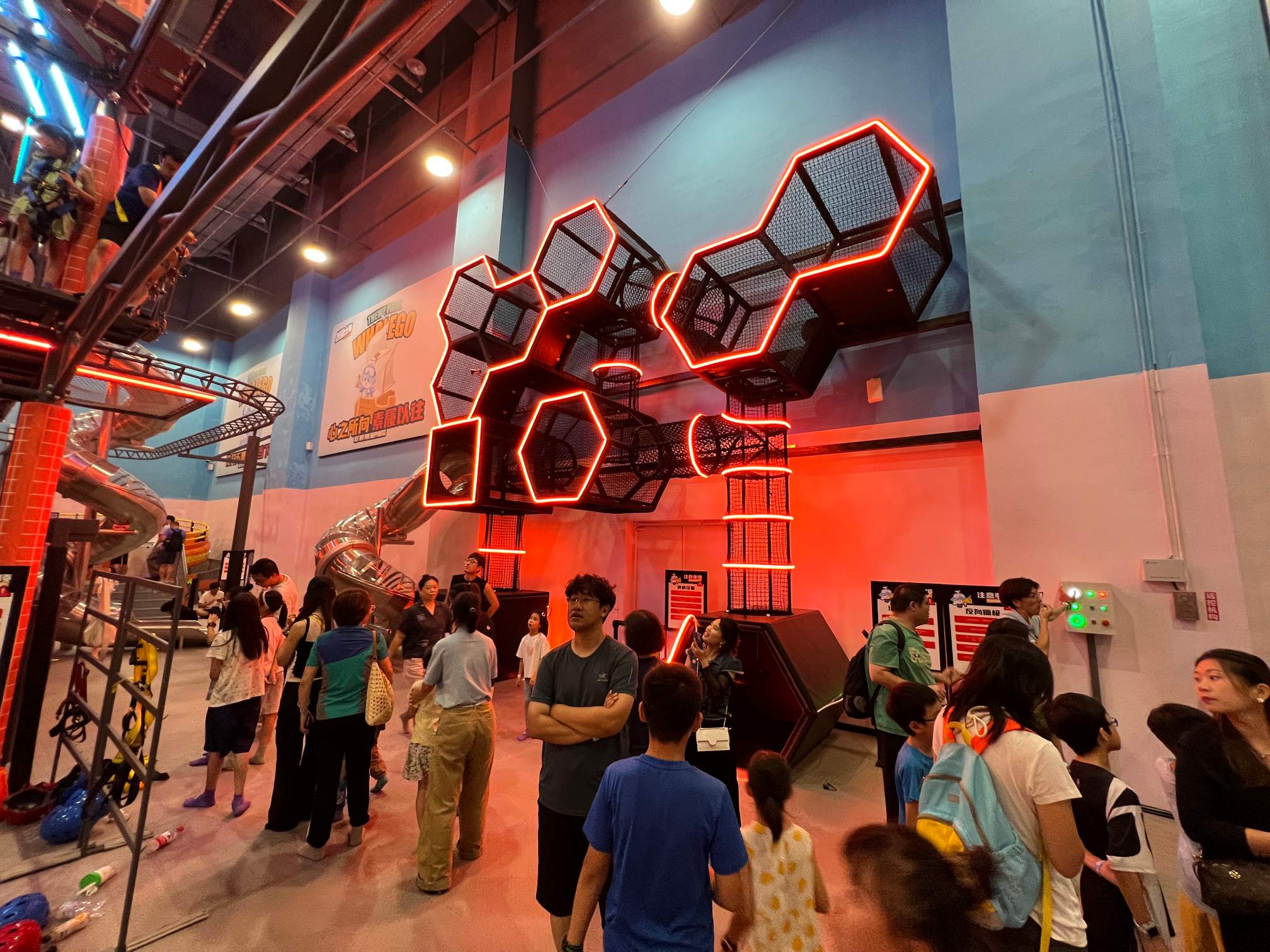 蘭州開(kāi)室內(nèi)兒童樂(lè)園？選對(duì)源頭廠家，從設(shè)計(jì)到運(yùn)營(yíng)少走3年彎路