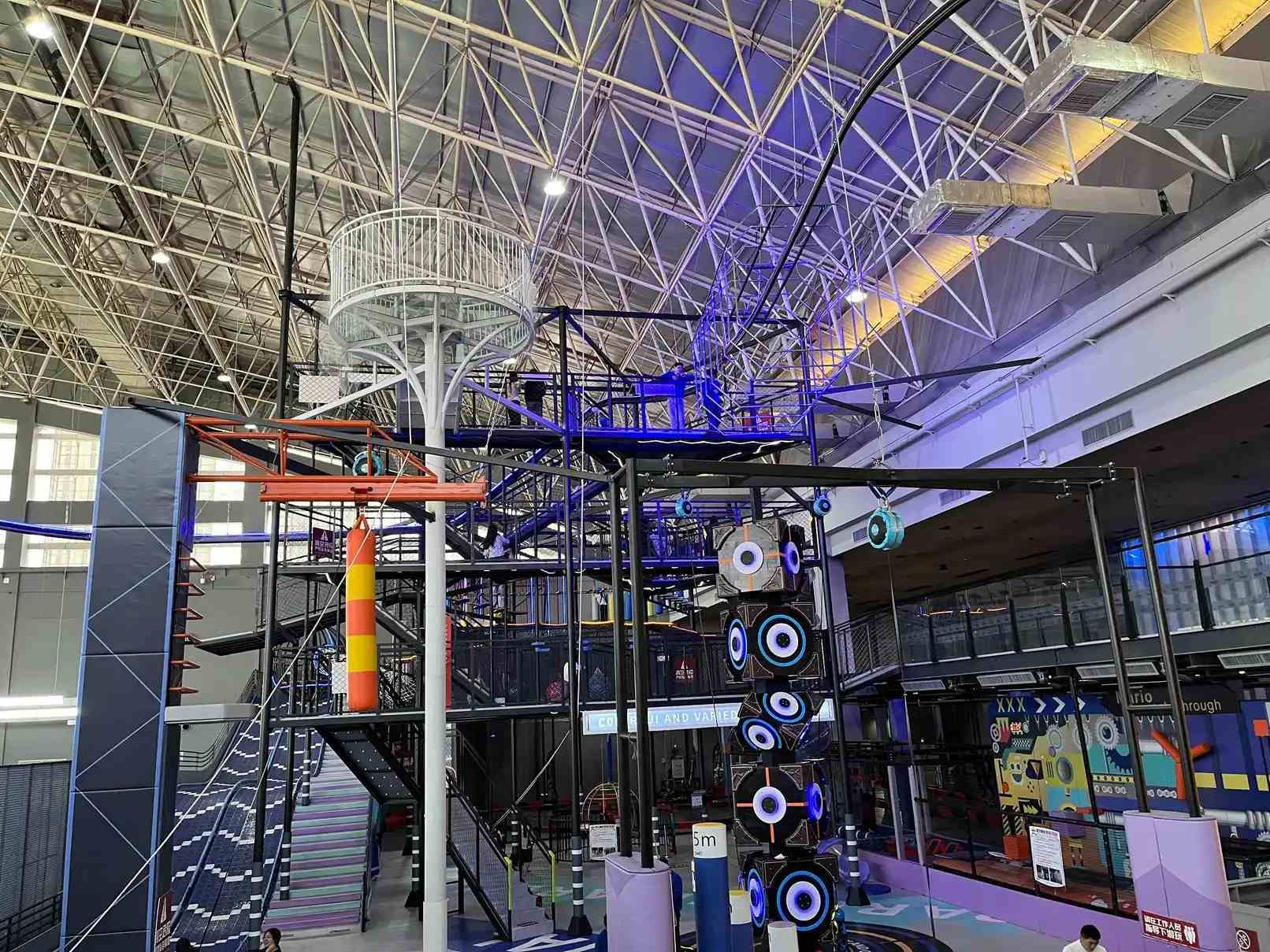 包頭開淘氣堡去哪找靠譜廠家？整場設(shè)計(jì)+設(shè)備源頭看這里！